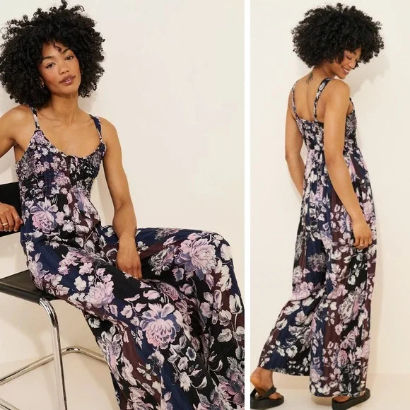 NWT Free People Melrose Wide Leg Jumpsuit Size XS Floral Print Smocked Waist - Picture 2 of 8